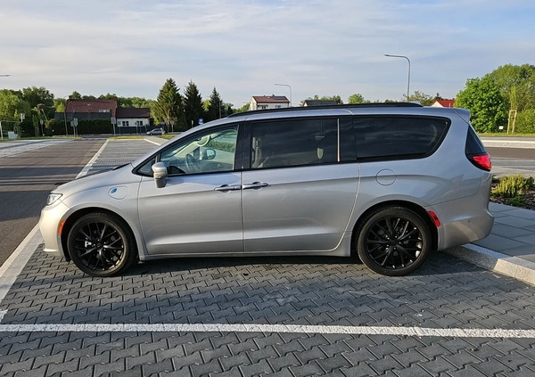 Chrysler Pacifica cena 186000 przebieg: 32000, rok produkcji 2021 z Wołomin małe 352